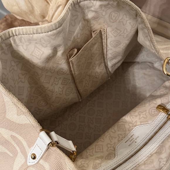 Louis Vuitton Tahitienne Cabas PM Monogram Canvas White Leather - Picture 7 of 16